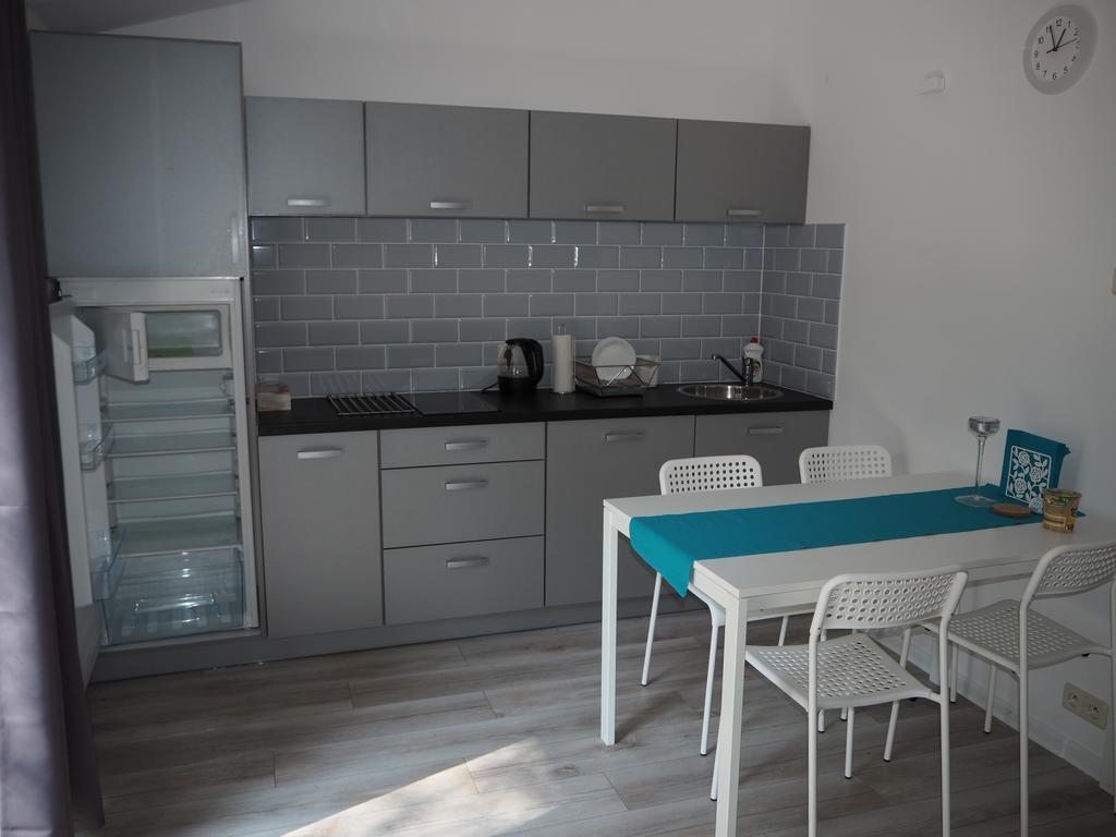 Yacht Club Apartamenty Radzyń Exteriör bild