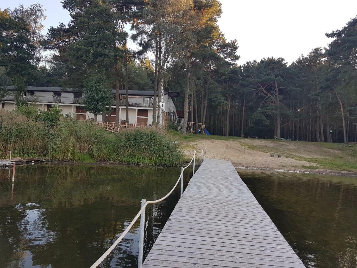 Yacht Club Apartamenty Radzyń Exteriör bild